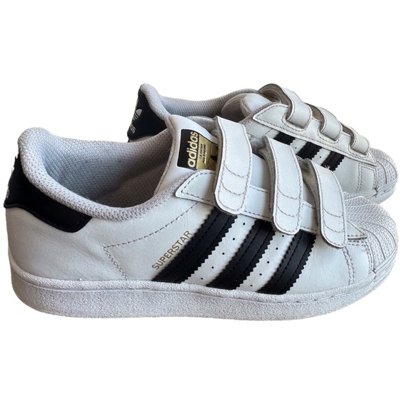 Pre-loved Adidas Superstar children shoes - Picture 3 of 10